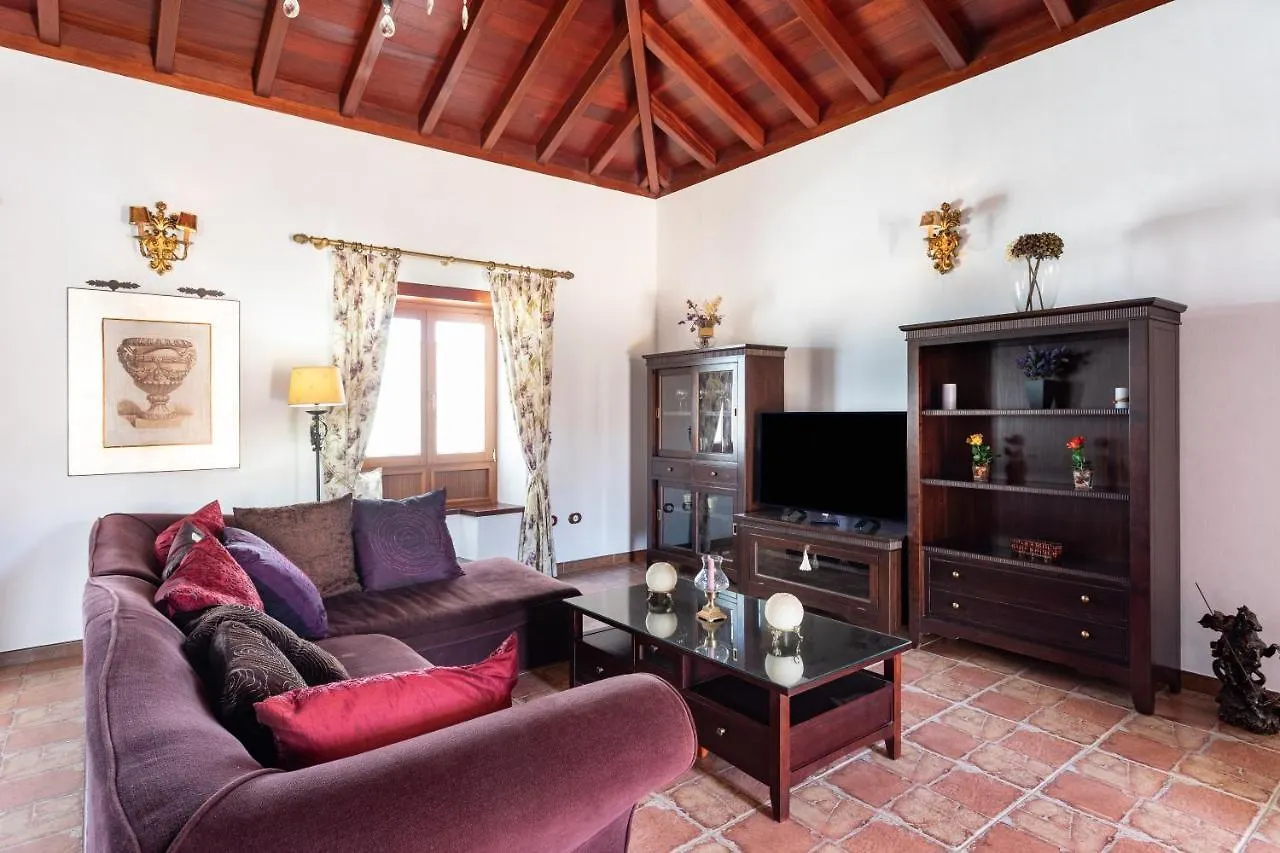 Home2Book Finca Dos Ruedas La Ampuyenta Villa