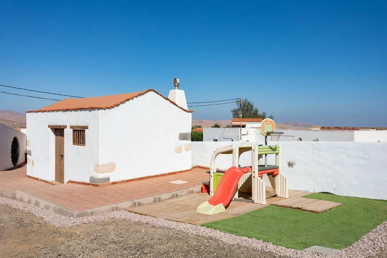 Home2Book Finca Dos Ruedas La Ampuyenta